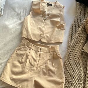 7 For All Mankind Tailored Shorts & Vest Matching Set - Cream - LIKE NEW